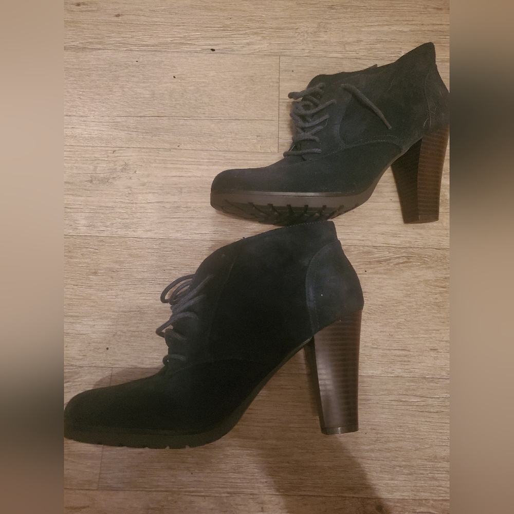 Ankle Boots w Heels Suede Leather Lace Up Shoes White Mountain Bootie Size 9.5 M